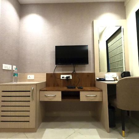 The Panash - Hotel & Banquet كولكاتا المظهر الخارجي الصورة