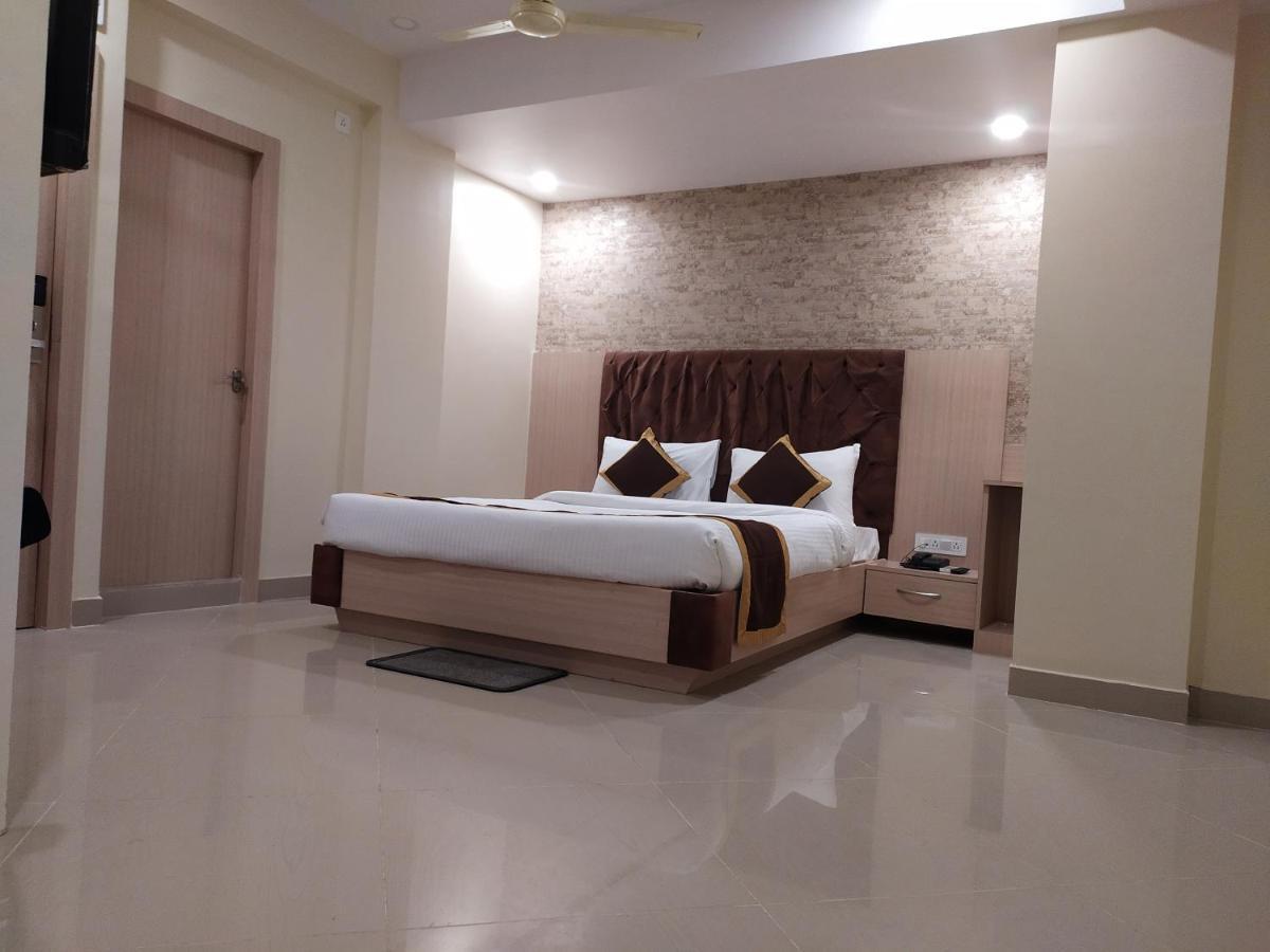 The Panash - Hotel & Banquet كولكاتا المظهر الخارجي الصورة