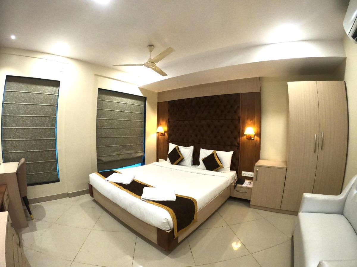 The Panash - Hotel & Banquet كولكاتا المظهر الخارجي الصورة